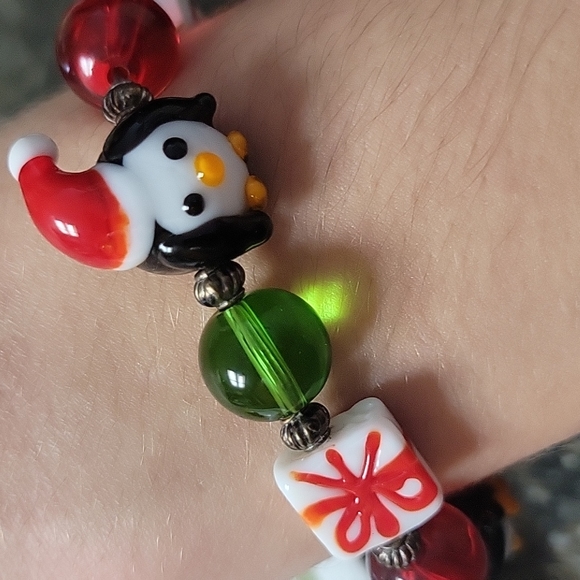 Christmas Bracelet - Picture 4 of 6